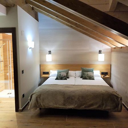Pensjonat Casa Perez Yebra de Basa Zewnętrze zdjęcie