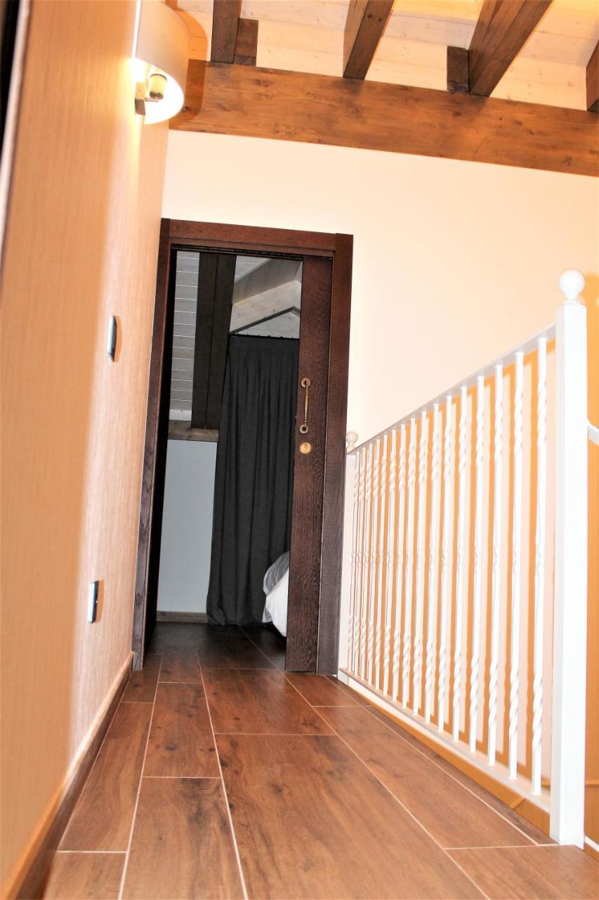 Pensjonat Casa Perez Yebra de Basa Zewnętrze zdjęcie