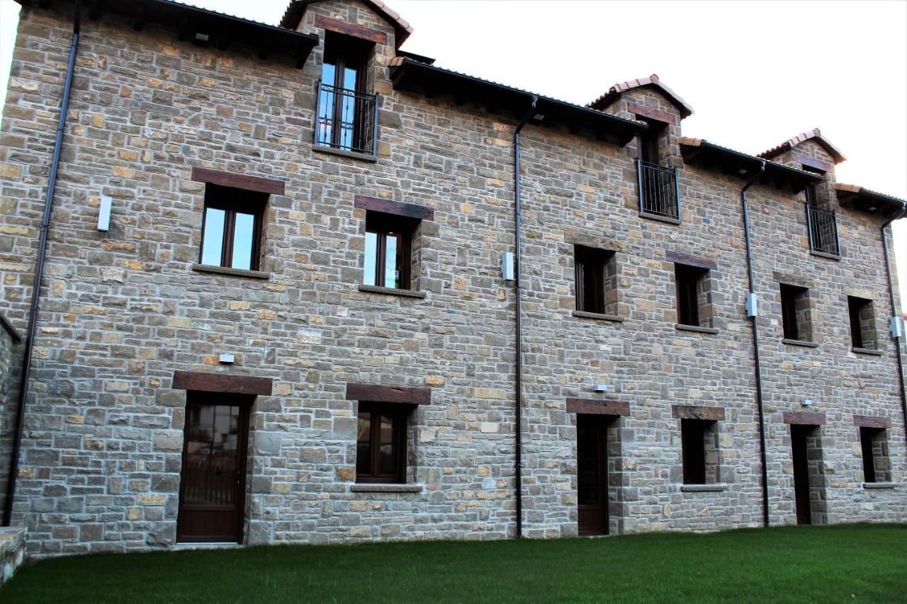 Pensjonat Casa Perez Yebra de Basa Zewnętrze zdjęcie